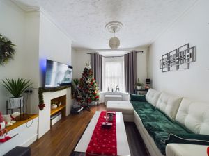 Lounge- click for photo gallery